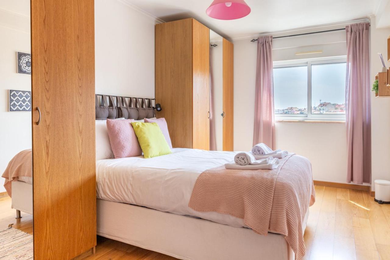 ליסבון One Bedroom Apartment With Stunning River Views And Private Rooftop! מראה חיצוני תמונה