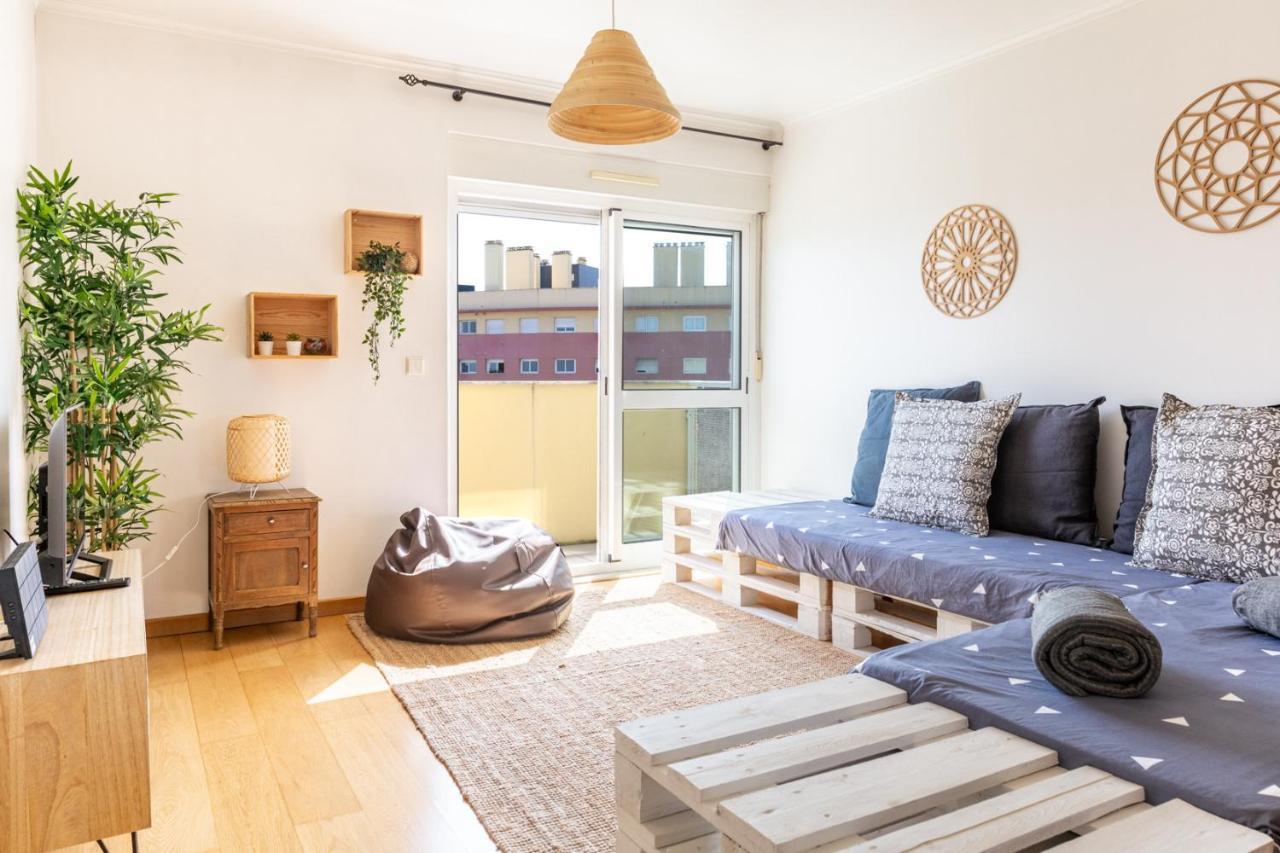 ליסבון One Bedroom Apartment With Stunning River Views And Private Rooftop! מראה חיצוני תמונה