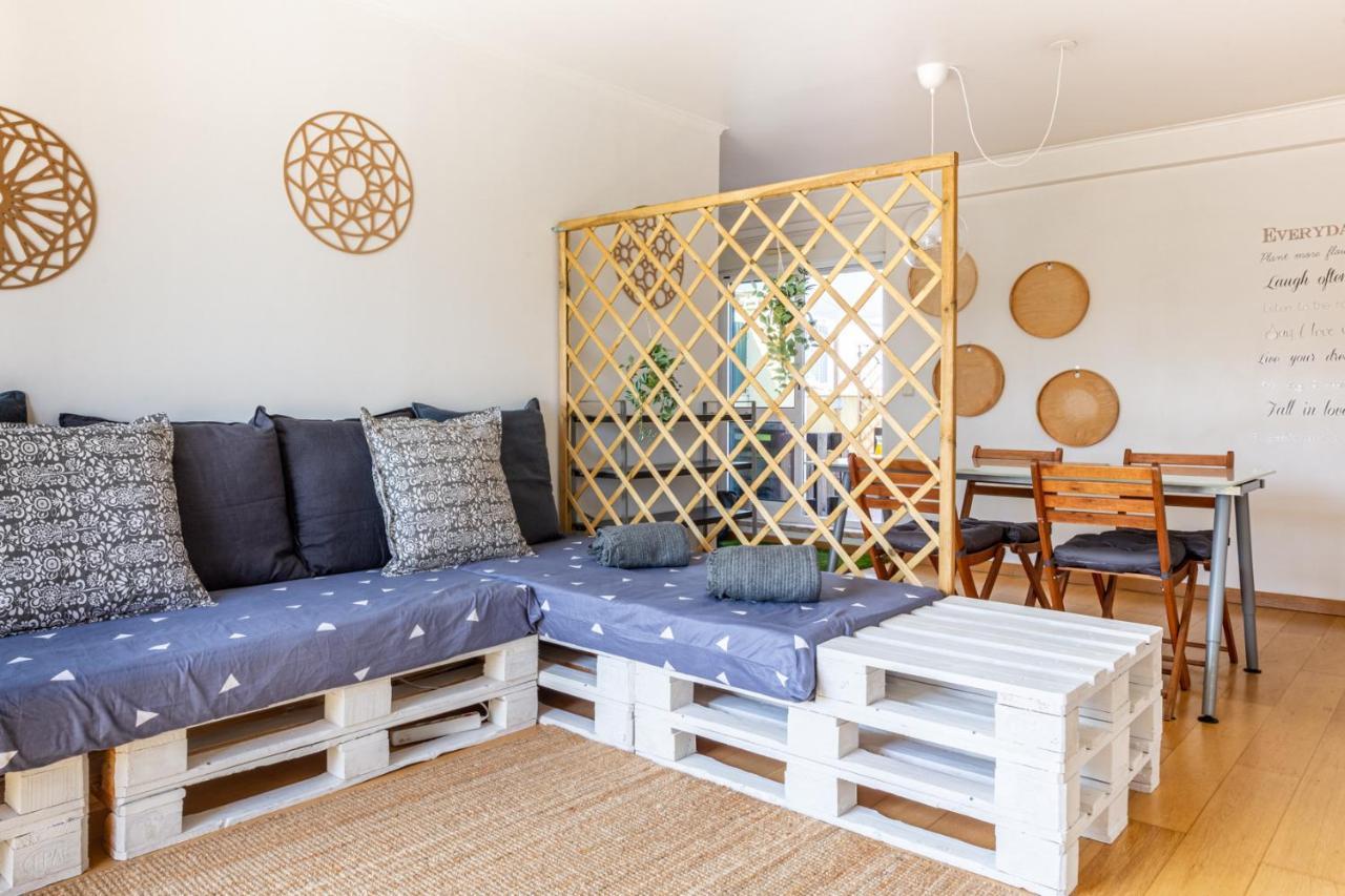 ליסבון One Bedroom Apartment With Stunning River Views And Private Rooftop! מראה חיצוני תמונה